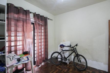 Casa à venda com 360m², 2 quartos e sem vaga Casa à venda com 360m², 2 quartos e sem vagaSala