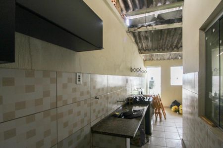 Casa à venda com 360m², 2 quartos e sem vaga Casa à venda com 360m², 2 quartos e sem vagaCasa 2 - Cozinha e Área de Serviço