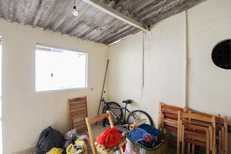 Casa à venda com 360m², 2 quartos e sem vaga Casa à venda com 360m², 2 quartos e sem vagaCasa 2 - Cozinha e Área de Serviço