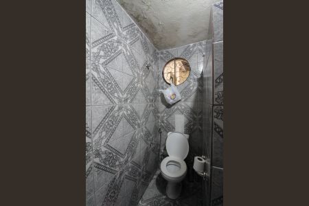 Casa à venda com 360m², 2 quartos e sem vaga Casa à venda com 360m², 2 quartos e sem vagaBanheiro Social