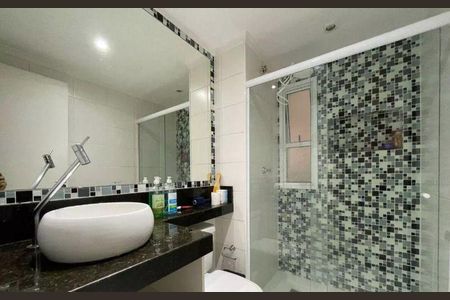 Apartamento à venda com 64m², 3 quartos e 1 vaga