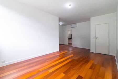 Apartamento à venda com 120m², 3 quartos e 1 vaga