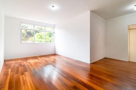 Apartamento à venda com 120m², 3 quartos e 1 vaga