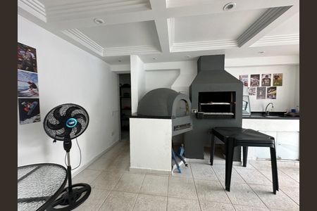 Casa de condomínio para alugar com 348m², 4 quartos e 6 vagasChurrasqueira