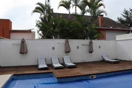 Casa de condomínio para alugar com 348m², 4 quartos e 6 vagasPiscina