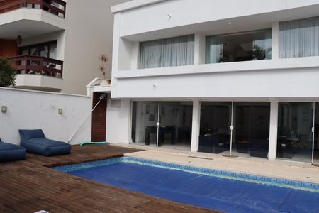 Casa de condomínio para alugar com 348m², 4 quartos e 6 vagasPiscina