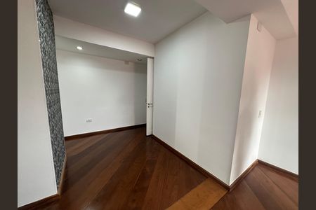 Casa de condomínio para alugar com 348m², 4 quartos e 6 vagasSuíte 1