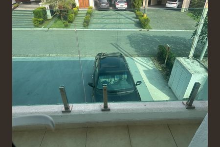 Casa de condomínio para alugar com 348m², 4 quartos e 6 vagasVaranda
