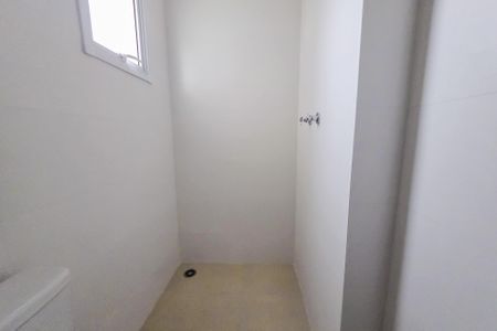 Apartamento à venda com 69m², 2 quartos e 2 vagas Apartamento à venda com 69m², 2 quartos e 2 vagasBanheiro