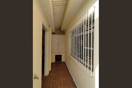 Casa à venda com 100m², 2 quartos e 2 vagasQuintal 