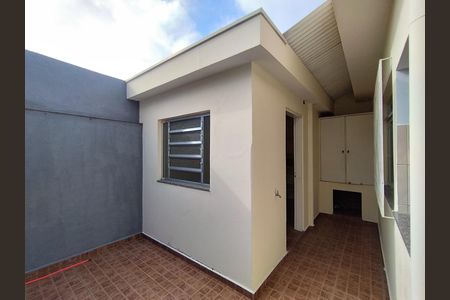 Casa à venda com 100m², 2 quartos e 2 vagasQuintal 