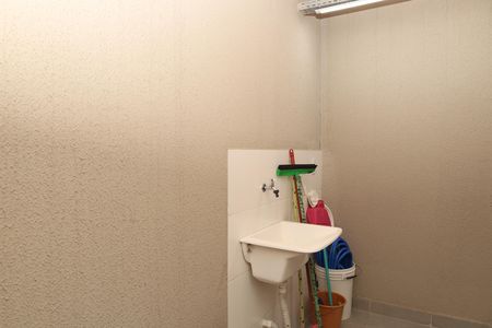 Casa de condomínio para alugar com 48m², 2 quartos e 1 vagaÁrea de Serviço