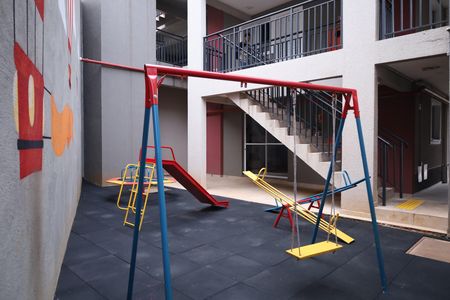 Casa de condomínio para alugar com 48m², 2 quartos e 1 vagaÁrea comum - Playground