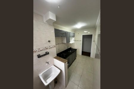 Cozinha de apartamento para alugar com 3 quartos, 67m² em Vila Nova Cachoeirinha, São Paulo