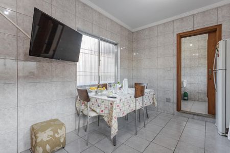 Casa à venda com 204m², 3 quartos e 4 vagas Casa à venda com 204m², 3 quartos e 4 vagasCozinha