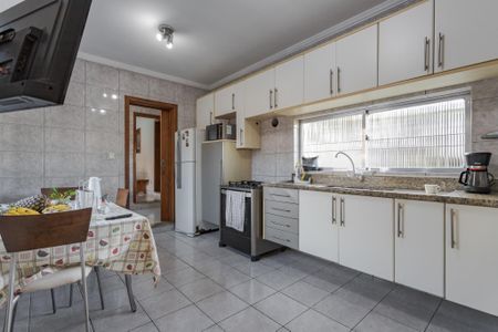Casa à venda com 204m², 3 quartos e 4 vagas Casa à venda com 204m², 3 quartos e 4 vagasCozinha
