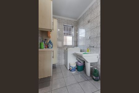 Casa à venda com 204m², 3 quartos e 4 vagas Casa à venda com 204m², 3 quartos e 4 vagasÁrea de Serviço