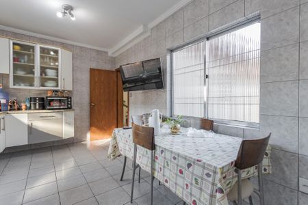Casa à venda com 204m², 3 quartos e 4 vagas Casa à venda com 204m², 3 quartos e 4 vagasCozinha