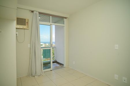 Apartamento à venda com 78m², 1 quarto e 1 vaga Apartamento à venda com 78m², 1 quarto e 1 vagaQuarto