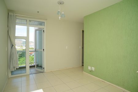 Sala de apartamento à venda com 1 quarto, 78m² em Camboinhas, Niterói