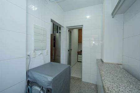 Apartamento à venda com 138m², 4 quartos e 3 vagas Apartamento à venda com 138m², 4 quartos e 3 vagasAREA DE SERVICO