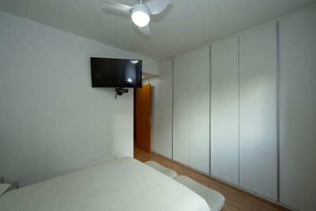Apartamento à venda com 138m², 4 quartos e 3 vagas Apartamento à venda com 138m², 4 quartos e 3 vagasQUARTO1
