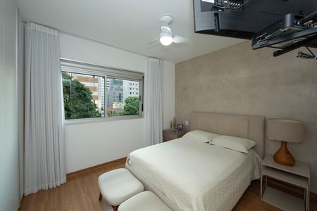 Apartamento à venda com 138m², 4 quartos e 3 vagas Apartamento à venda com 138m², 4 quartos e 3 vagasQUARTO1