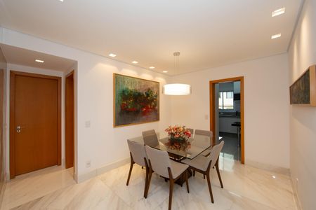 Apartamento à venda com 138m², 4 quartos e 3 vagas Apartamento à venda com 138m², 4 quartos e 3 vagasSALA