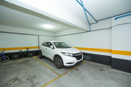 Apartamento à venda com 138m², 4 quartos e 3 vagas Apartamento à venda com 138m², 4 quartos e 3 vagasGARAGEM