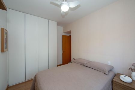Apartamento à venda com 138m², 4 quartos e 3 vagas Apartamento à venda com 138m², 4 quartos e 3 vagasQUARTO4