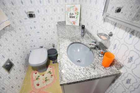 Apartamento à venda com 68m², 2 quartos e sem vagaBanheiro Social