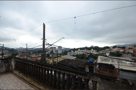 Terraço de casa para alugar com 2 quartos, 100m² em Jardim Bandeirantes (zona Norte), São Paulo