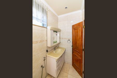 Casa para alugar com 112m², 2 quartos e 1 vaga Casa para alugar com 112m², 2 quartos e 1 vagaBanheiro