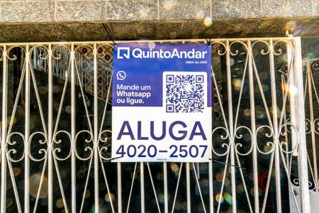 Placa de casa para alugar com 2 quartos, 112m² em Cordovil, Rio de Janeiro