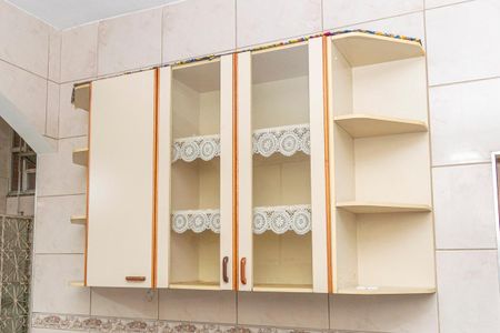 Casa para alugar com 112m², 2 quartos e 1 vaga Casa para alugar com 112m², 2 quartos e 1 vagaCozinha - Armários