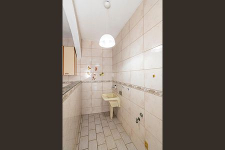 Área de Serviço de casa para alugar com 2 quartos, 112m² em Cordovil, Rio de Janeiro