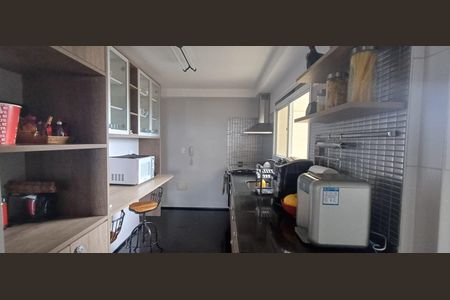 Apartamento à venda com 3 quartos, 134m² em Jardim Olympia, São Paulo