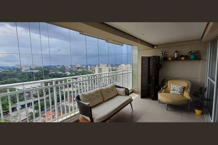 Apartamento à venda com 3 quartos, 134m² em Jardim Olympia, São Paulo