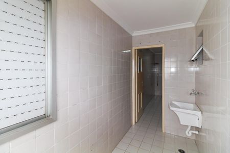 Apartamento para alugar com 70m², 3 quartos e 1 vagaÁrea de Serviço