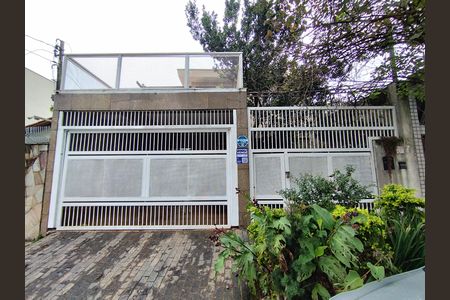 Fachada de casa à venda com 4 quartos, 389m² em Cursino, São Paulo