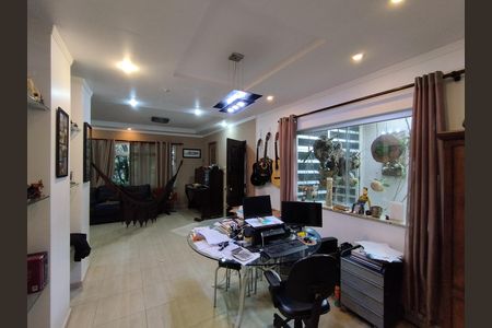 Sala  de casa à venda com 4 quartos, 389m² em Cursino, São Paulo