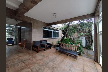 Garagem de casa à venda com 4 quartos, 389m² em Cursino, São Paulo