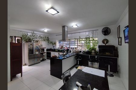Cozinha - Torneira de casa à venda com 4 quartos, 389m² em Cursino, São Paulo