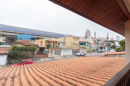 Casa à venda com 180m², 3 quartos e 2 vagas Casa à venda com 180m², 3 quartos e 2 vagasVista