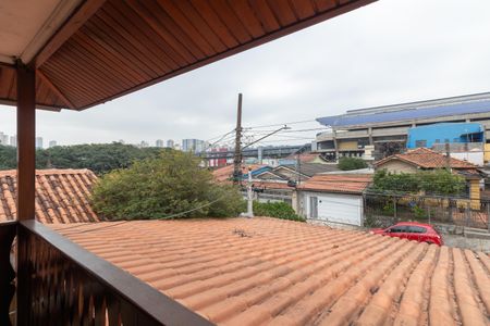 Vista de casa à venda com 3 quartos, 180m² em Ferreira, São Paulo
