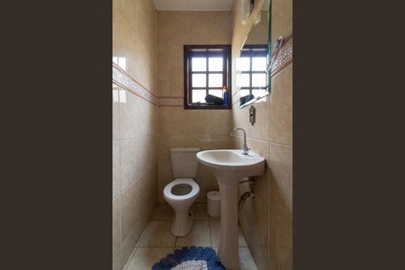 Lavabo de casa à venda com 3 quartos, 180m² em Ferreira, São Paulo
