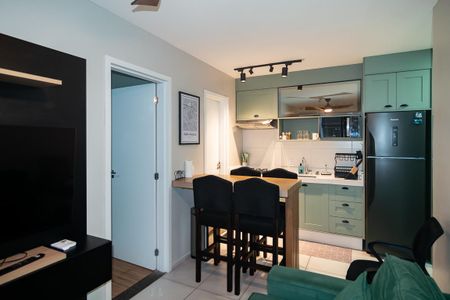 Apartamento para alugar com 37m², 2 quartos e sem vaga