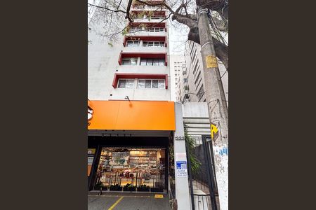 Apartamento para alugar com 72m², 2 quartos e sem vagaFachada