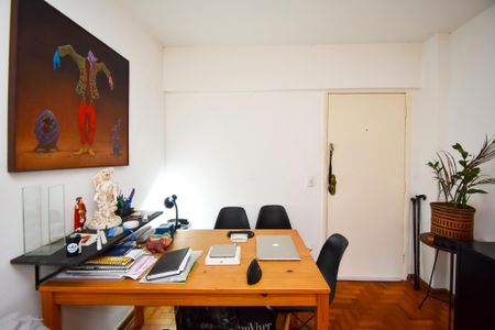 Apartamento para alugar com 72m², 2 quartos e sem vagaSala