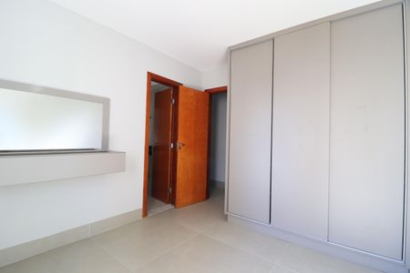 Apartamento para alugar com 142m², 3 quartos e 2 vagasQuarto 2 - Suíte